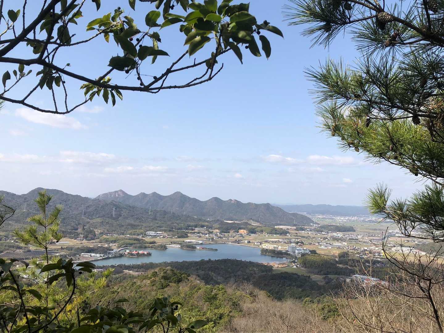 火の山連山を遠望