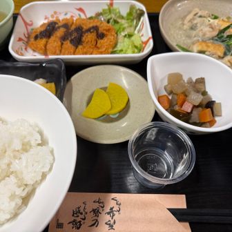 晩ごはんも美味しかった。ご飯2回おかわり