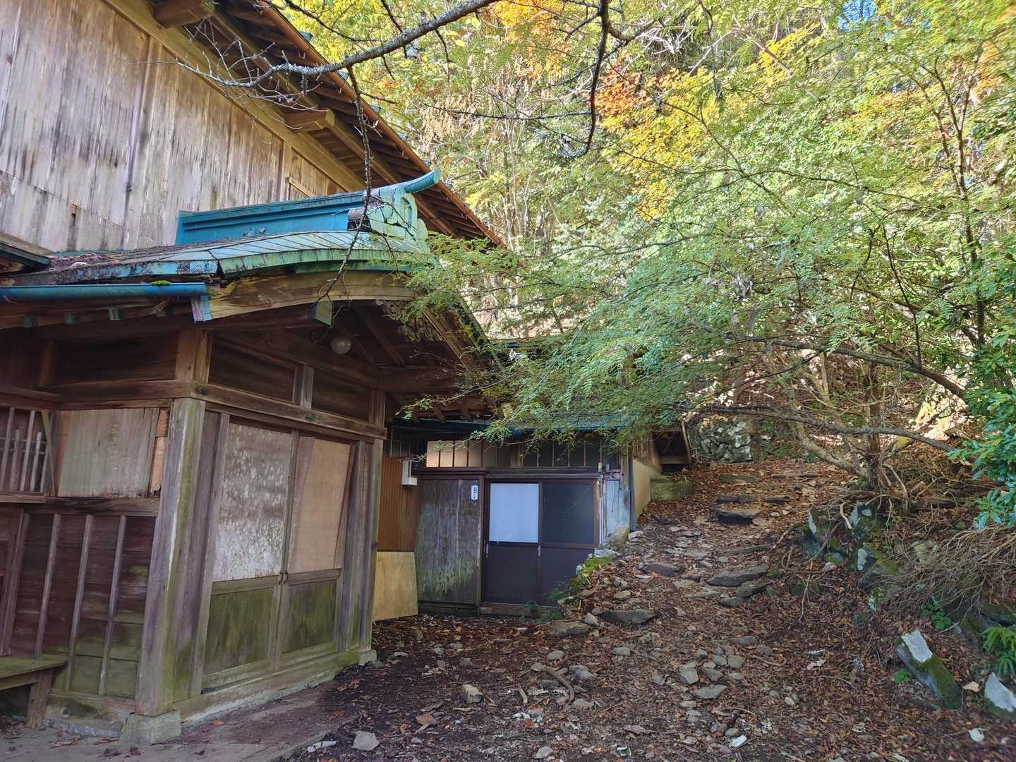 大輪バス停-妙法ヶ岳 縦走コースの写真
