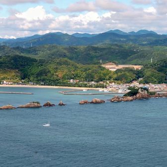 ゴジラ岩現る✨️