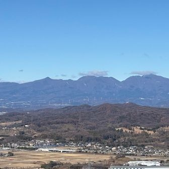 週末に登った赤城山
ここから見ると、雪はほぼ見えないんだ！