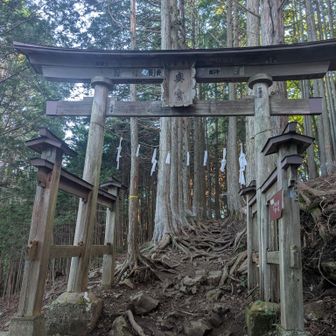 二の鳥居。