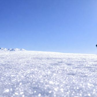 鉢伏山に到着。標高は1548m。