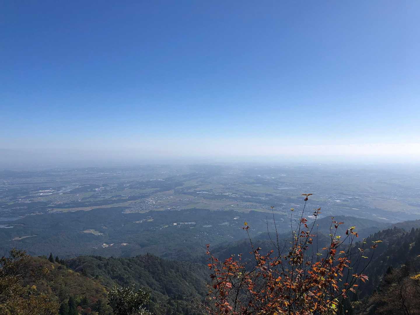 釈迦ヶ岳とーちゃく
伊勢湾方面やっと見れたー