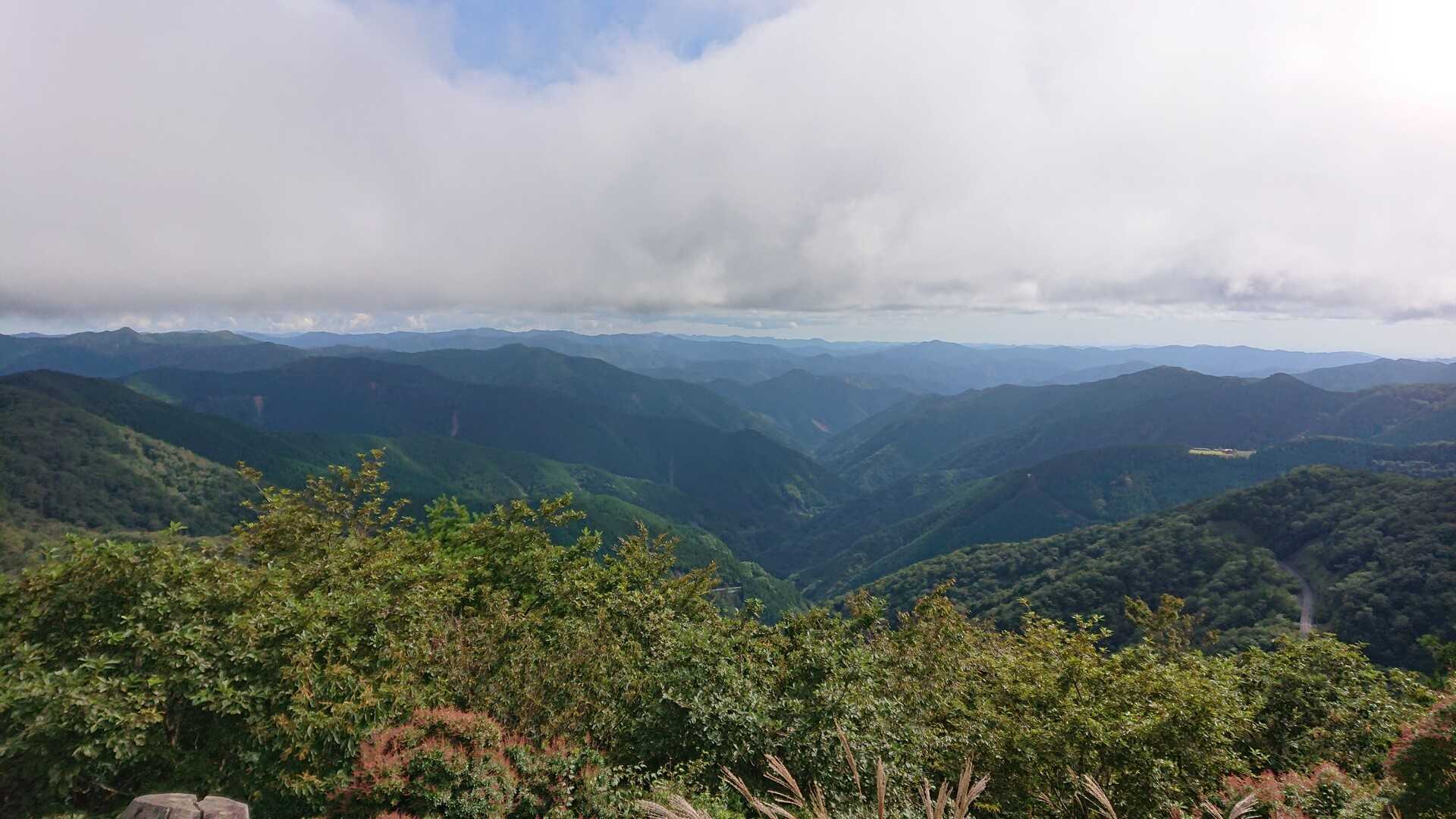 護摩壇山の写真