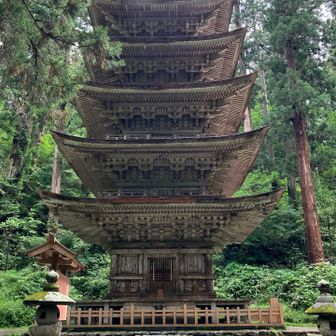 東北最古といわれる五重塔