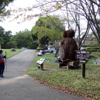 家族旅行村入り口のトトロ