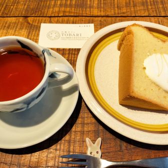 シフォンケーキをいただく