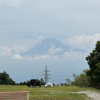 金丸山のキャンプ場🏕️からの富士山🗻
ギリ見えてよかった〜