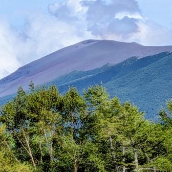 浅間山、噴煙が上がっています👀