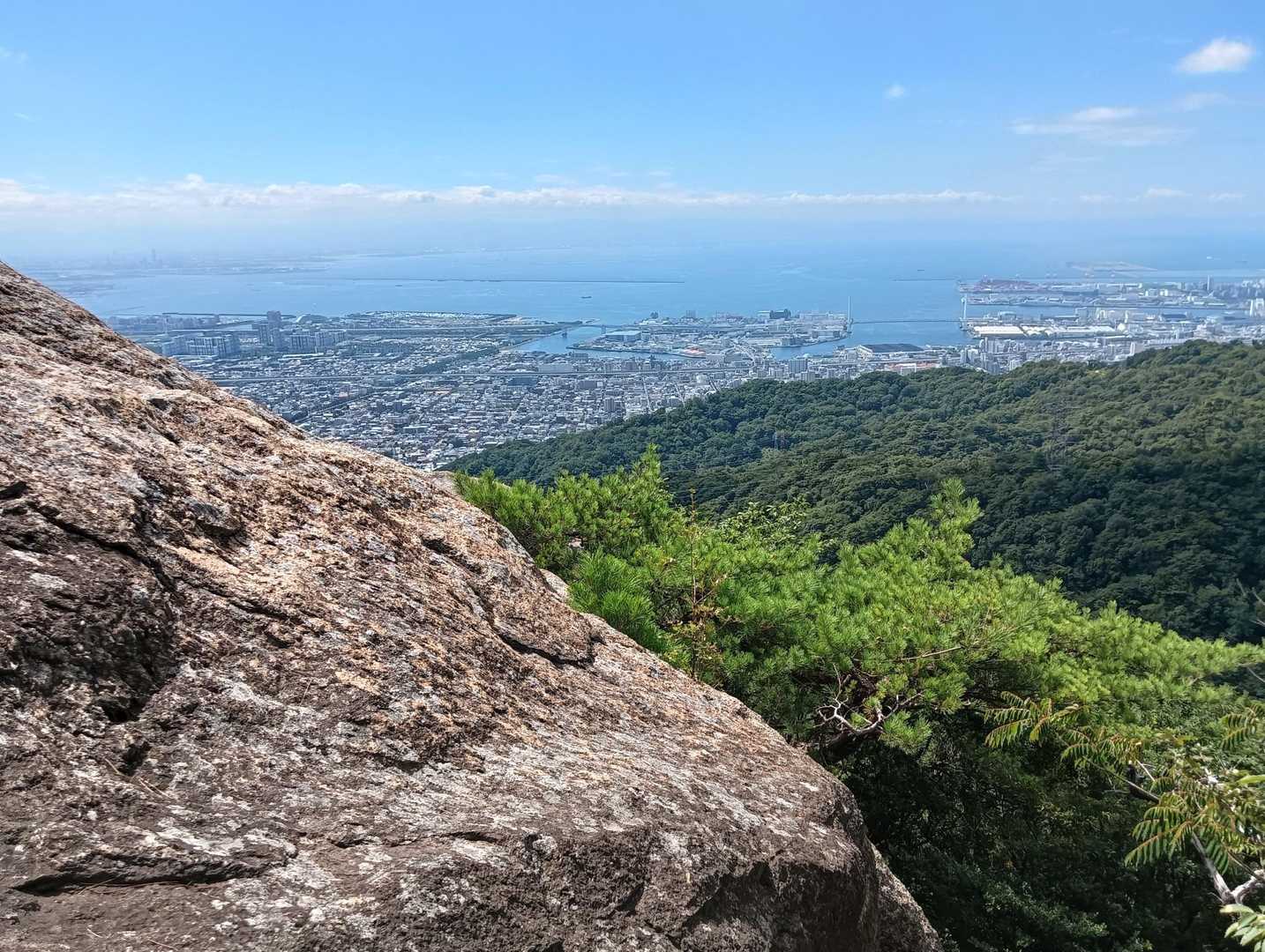 太陽と緑の道・東お多福山コースの写真
