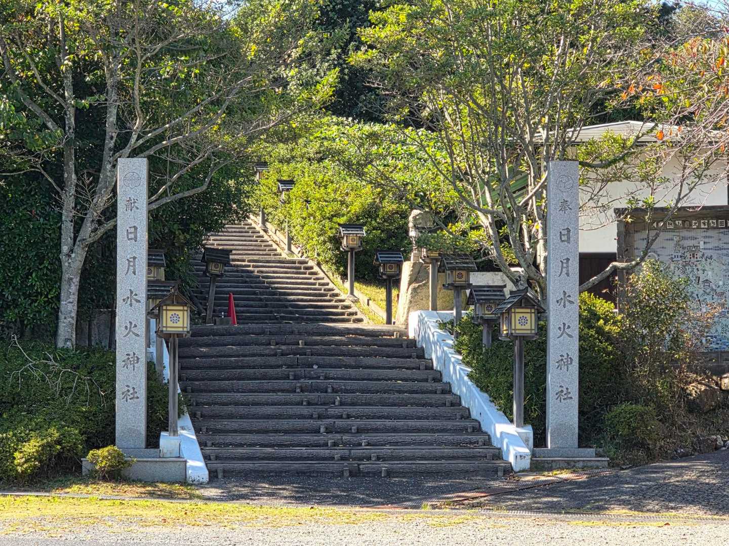 名前が凄い神社もありました