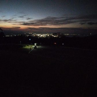 ビジターセンター到着時は真っ暗