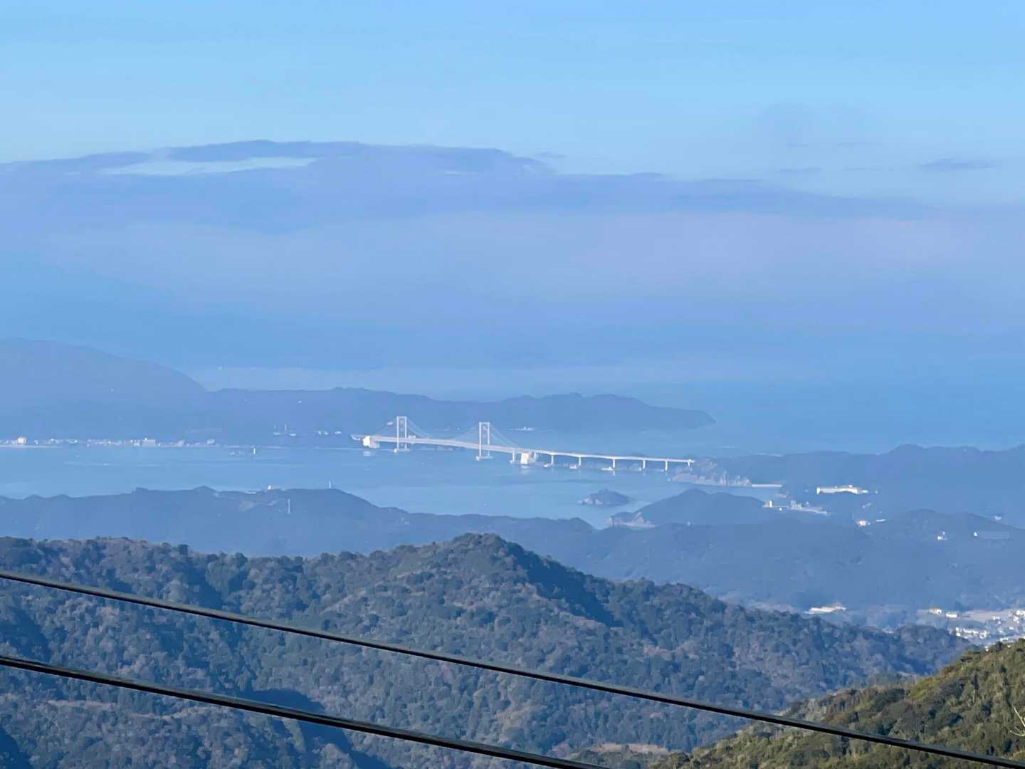 渦潮でお馴染みの鳴門海峡と
四国に繋がる大鳴門橋🌉
ここは風強い時に通ると手に汗握る💦