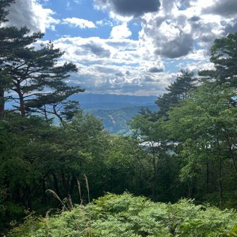 南峰からの眺め
