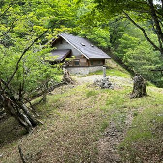 避難小屋？？