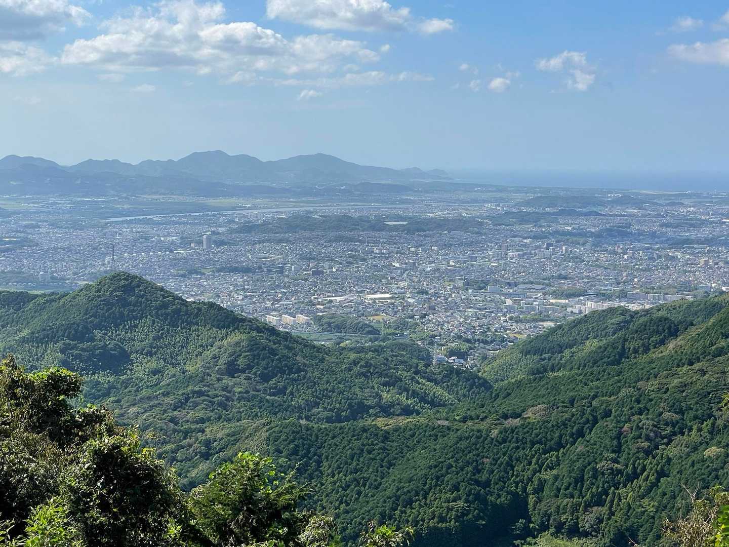 白木谷展望所からの眺め最高！
中間方面が広く見渡せます！
遠賀川の先には宗像三山、海まで見えます！