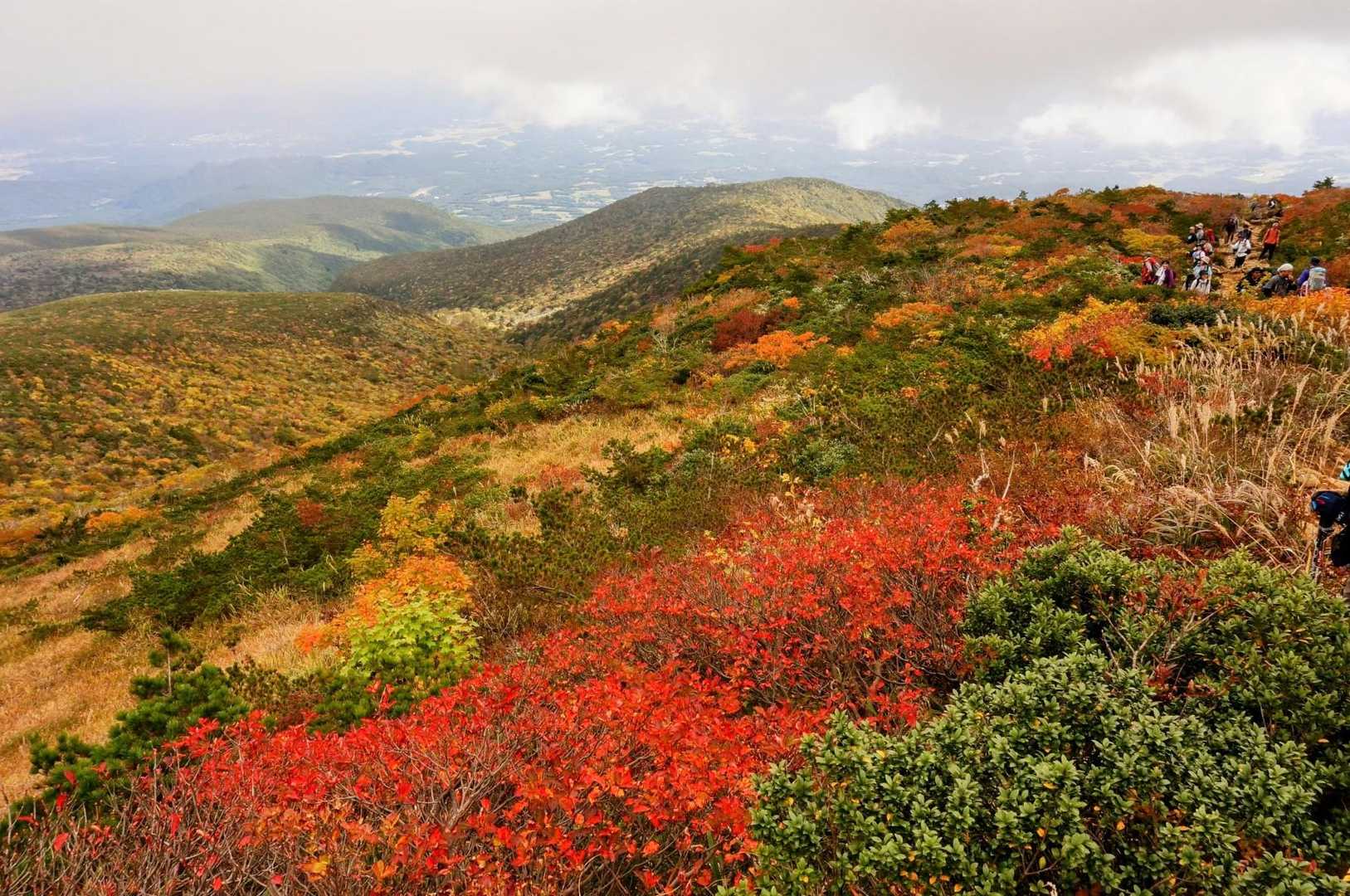 あだたら山ロープウエイ山頂駅-安達太良山-携帯トイレブース 縦走コースの写真