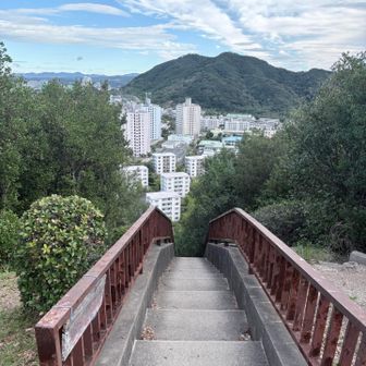 次はいったん下山して市街地を抜けてあの山へ⛰️