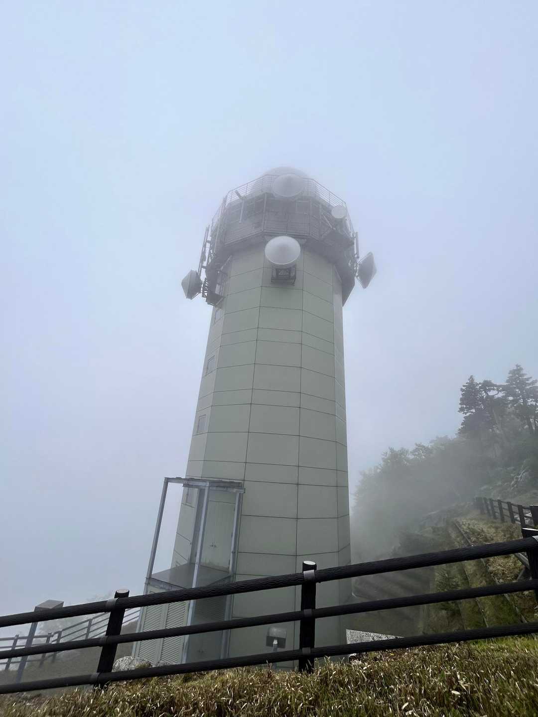 四国の東半分の地域の降雨量を観測しているそうです