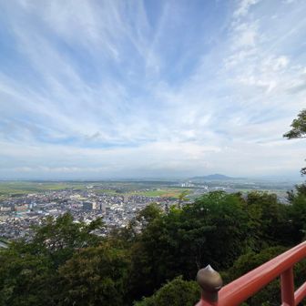 北方面に荒神山と琵琶湖