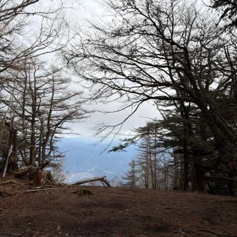 なんも見えない