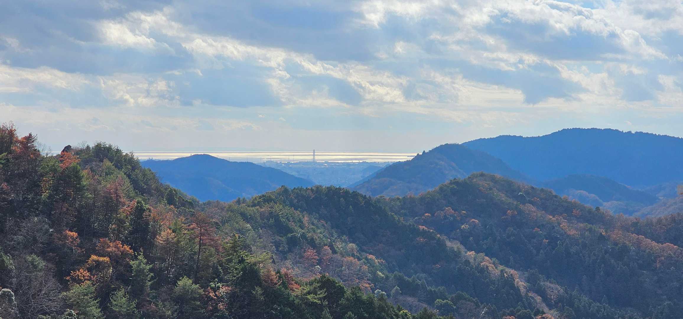 播磨灘がキラキラ✨
低山やけど海が見えるってステキ☺