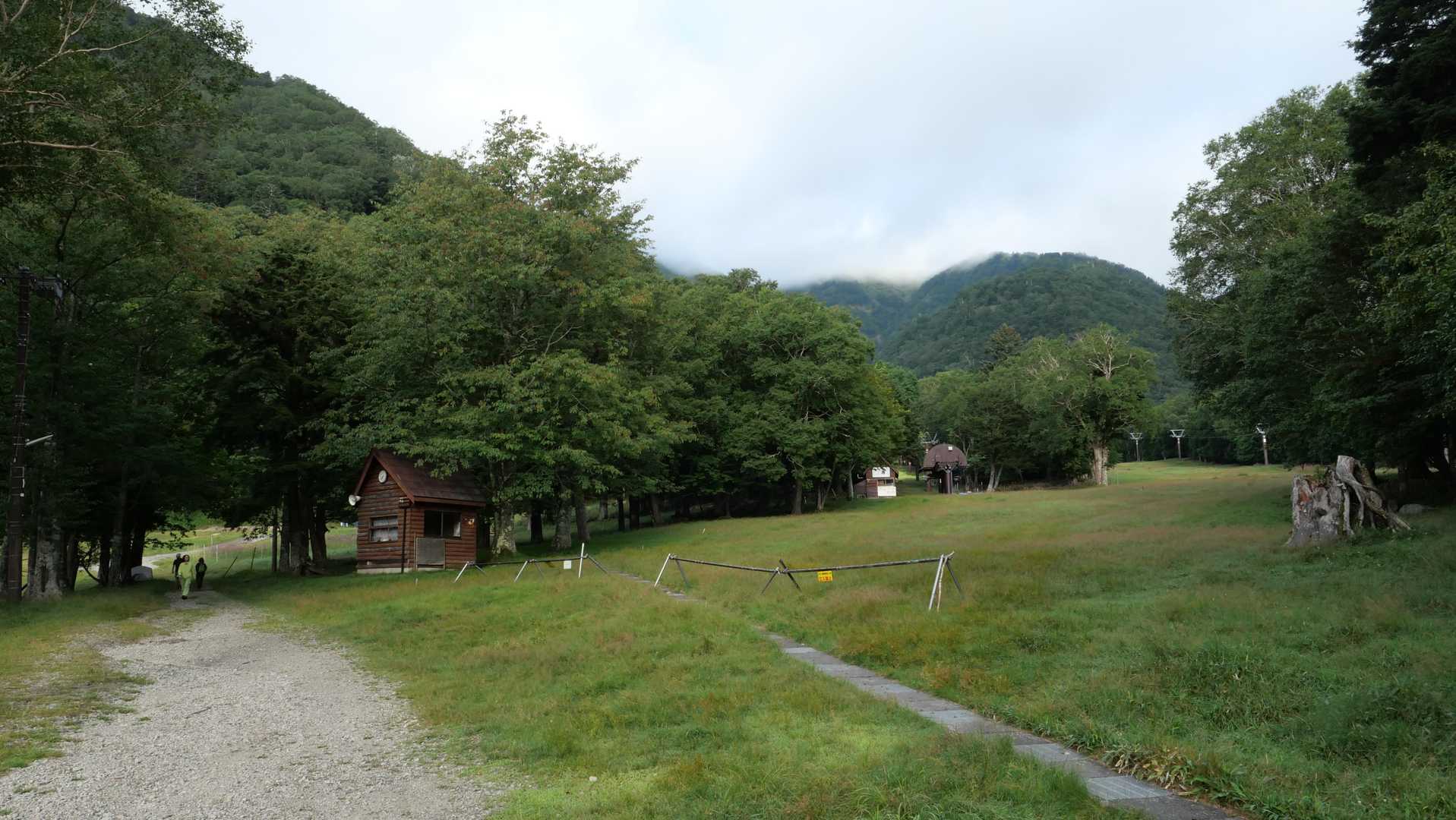 湯元スキー場からスタート🏃