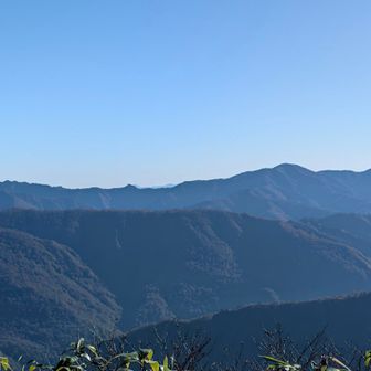 会津朝日〜丸山〜駒
長くて駒が入らん😅