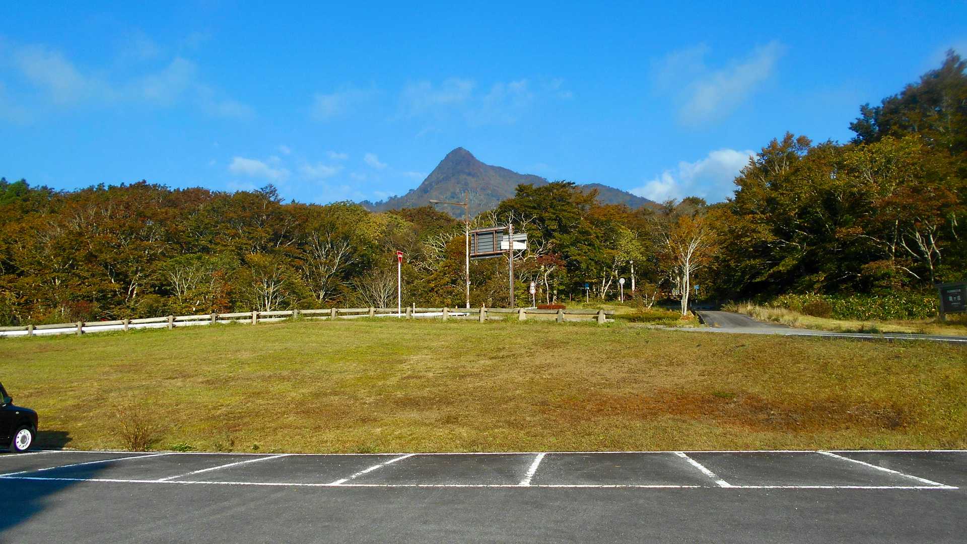 鏡ヶ成の駐車場から見る烏ヶ山
山陰のマッターホルンへ⛰️