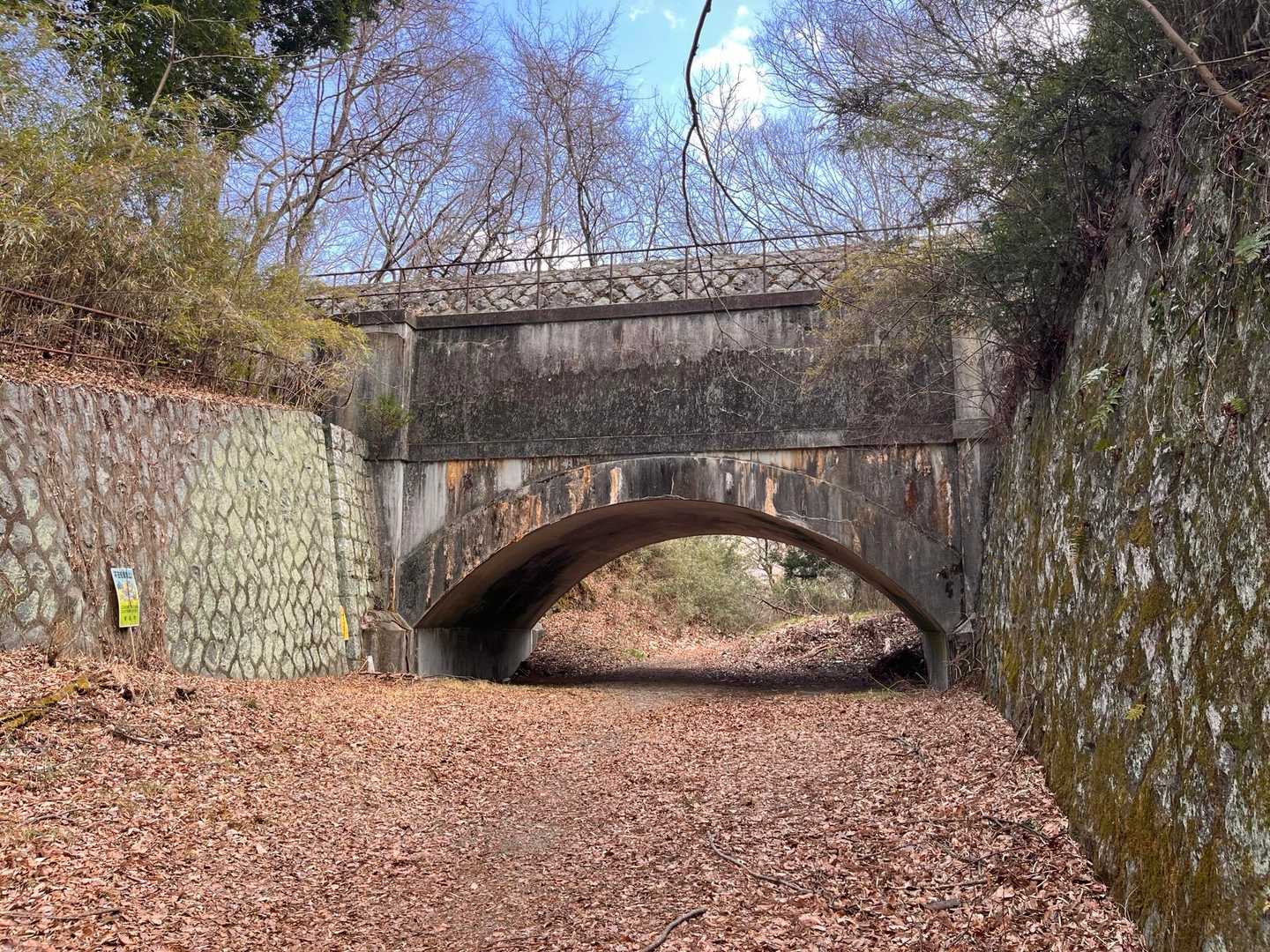 水道橋！山梨ってわりと水道橋の宝庫
桂川沿にもいくつかある！