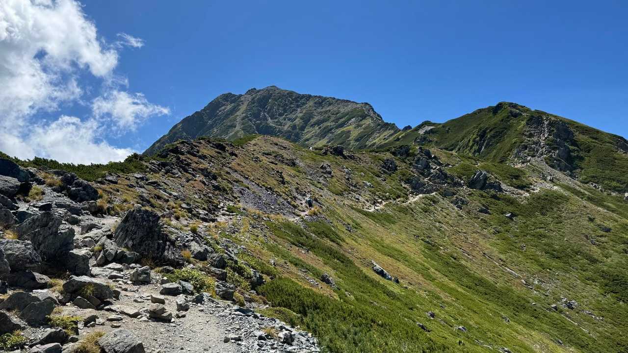 白根三山（北岳・間ノ岳・農鳥岳）、テン泊縦走 の写真 18