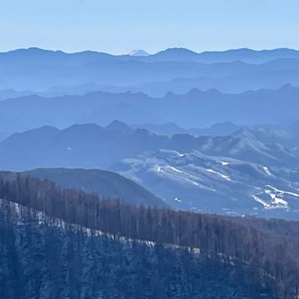 よく見ると
荒船山や鹿岳、両神山なども