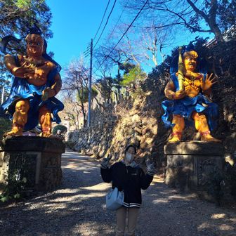 仁王様と一枚。