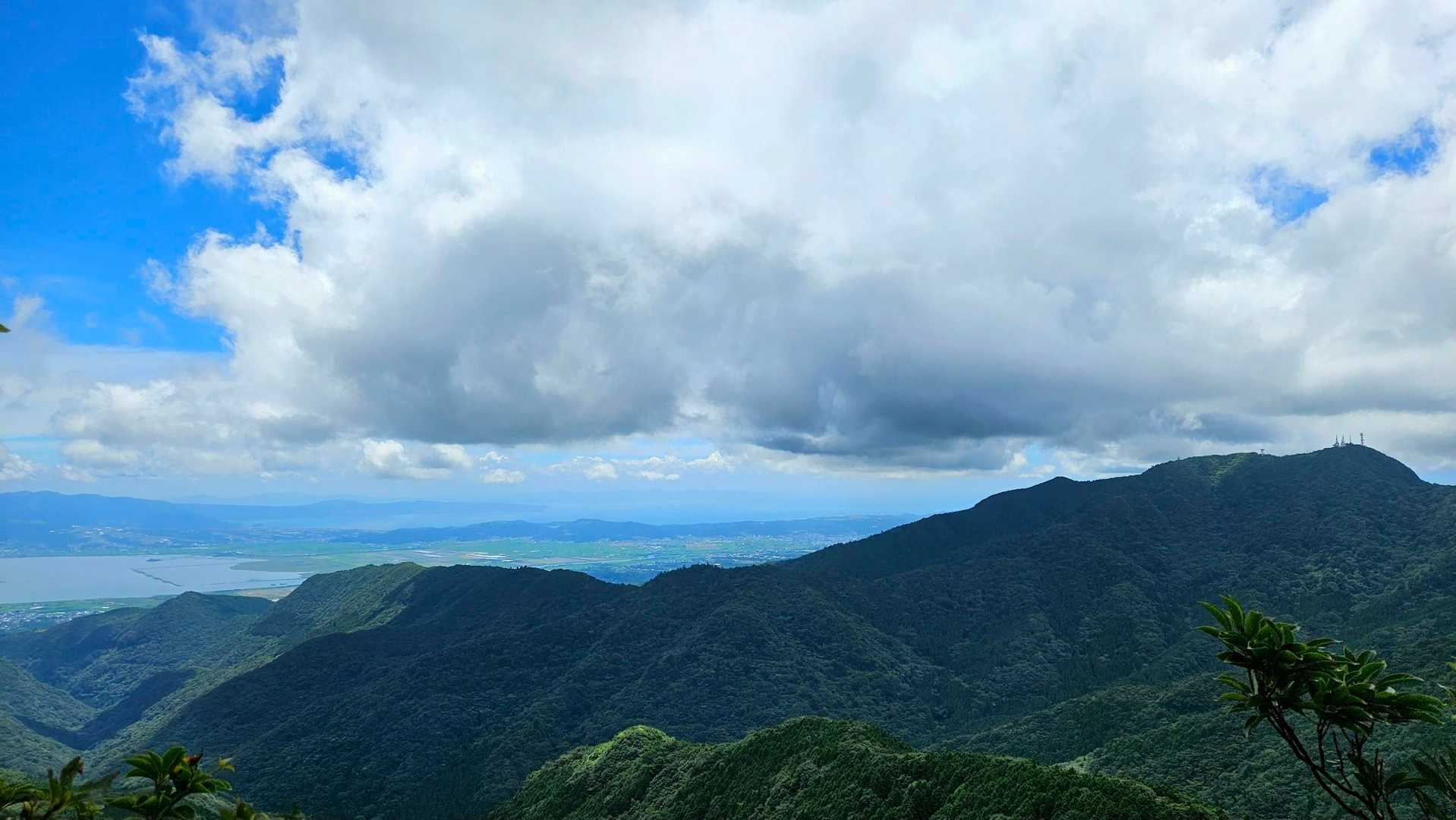 後半戦は国見岳から座禅岩へ
