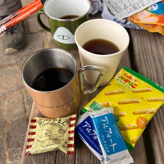 日陰のある休憩スペースで長めの休憩☕️