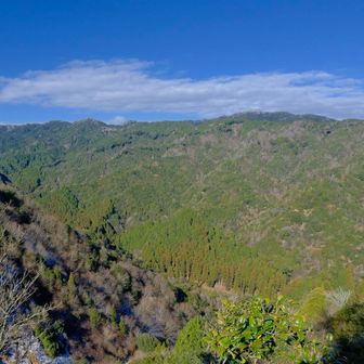 二峰から南休石までは迷いやすく手強かったけど、楽しめました😊