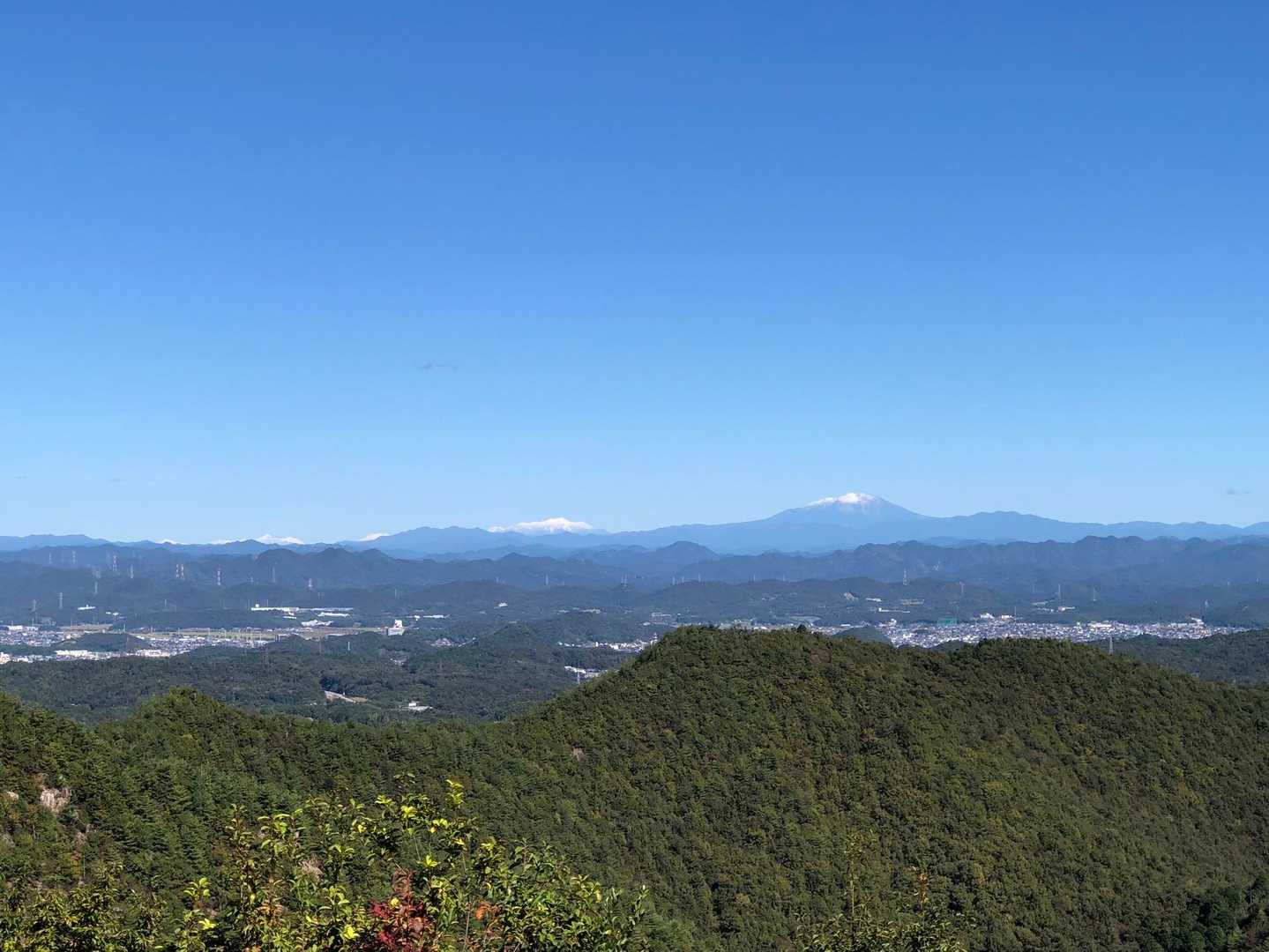 今日は北アルプスまで良く見える
笠ヶ岳がめっちゃ綺麗