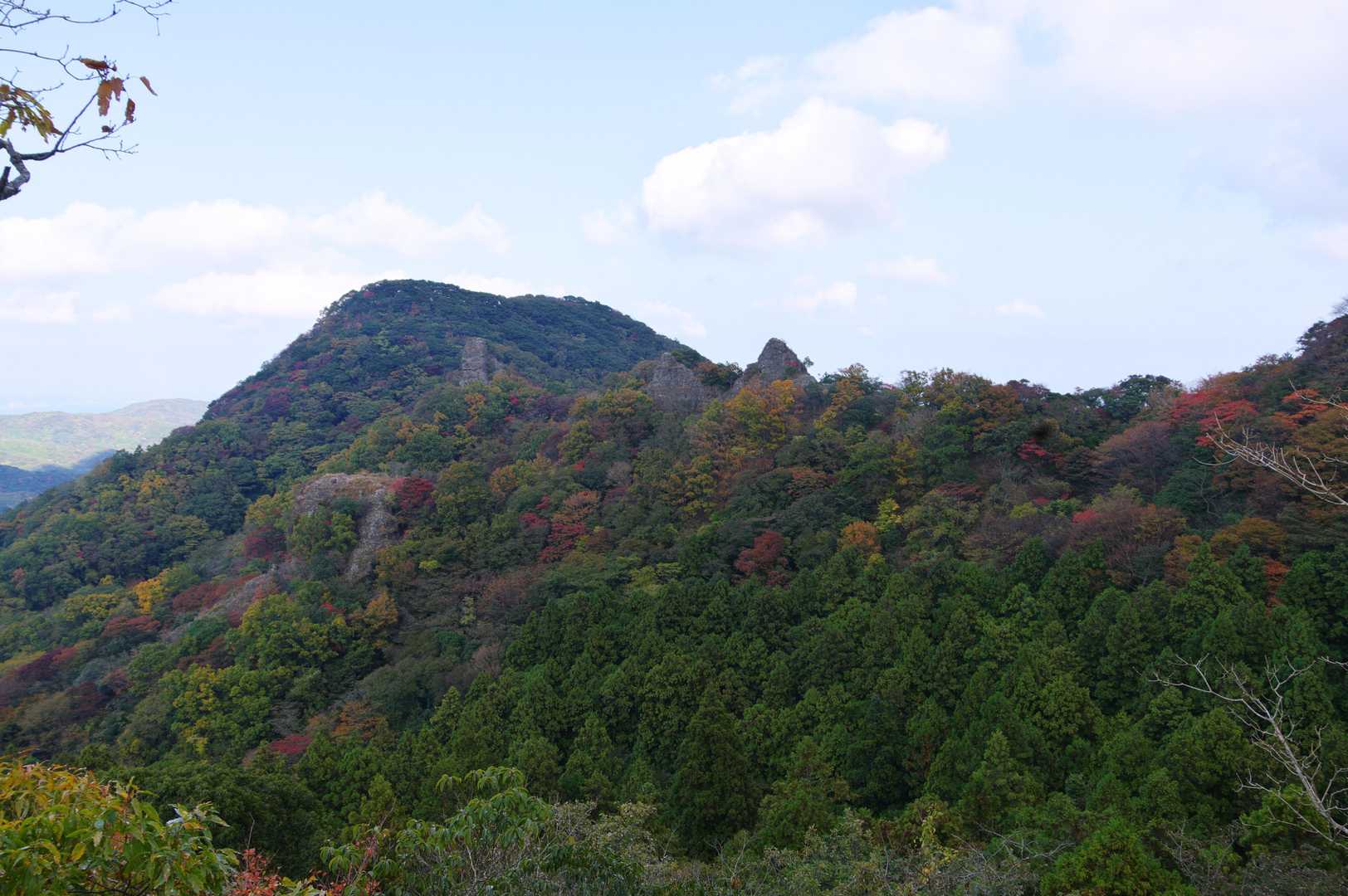 葛原展望所から小岳方向の眺め