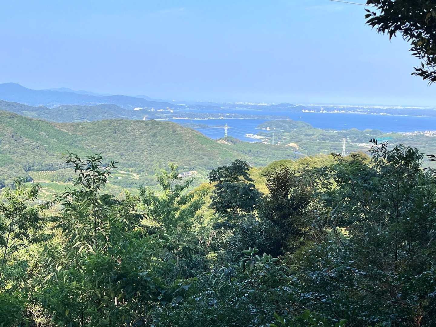 梅田峠-神石山 -太田峠跡-多米峠-霊屋の峰-大知波峠 縦走コースの写真