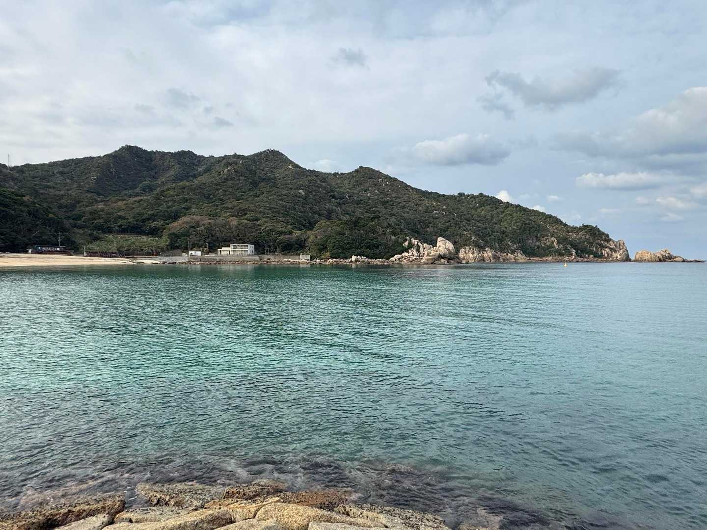 う〜ん、空がイマイチだけど海はなんとか👌
