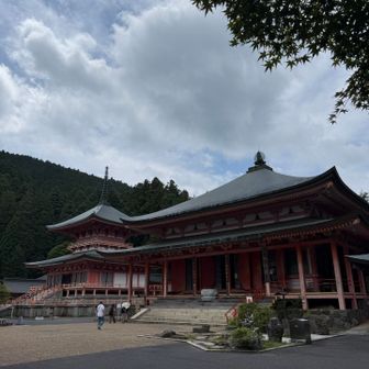 阿弥陀堂があるエリアには入場料が必要です