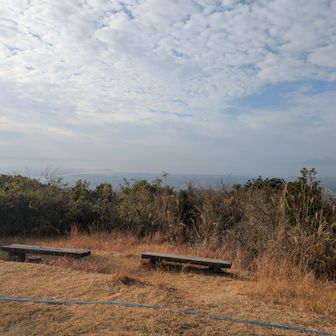 観音岳山頂
快晴だったが、ガスってて有明海の風景は今ひとつだった