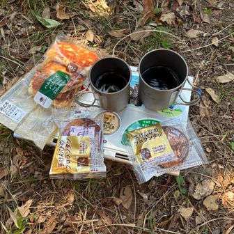 山頂メシと山頂コーヒー🥖☕️今日は軽めです