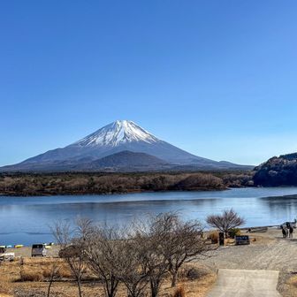 他手合浜からの富士山も良い👏
ここも子抱き富士ポイントね