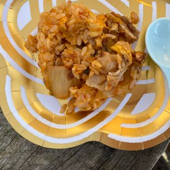 しもむーキムチチャーハン
食専とか言いつつ作ってきてくれるあたり素敵だね♪
めちゃくちゃ美味しかったよ😋💕