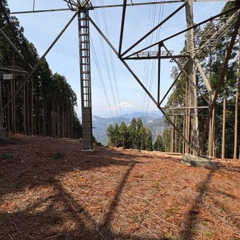 送電線のところで富士山🗻

