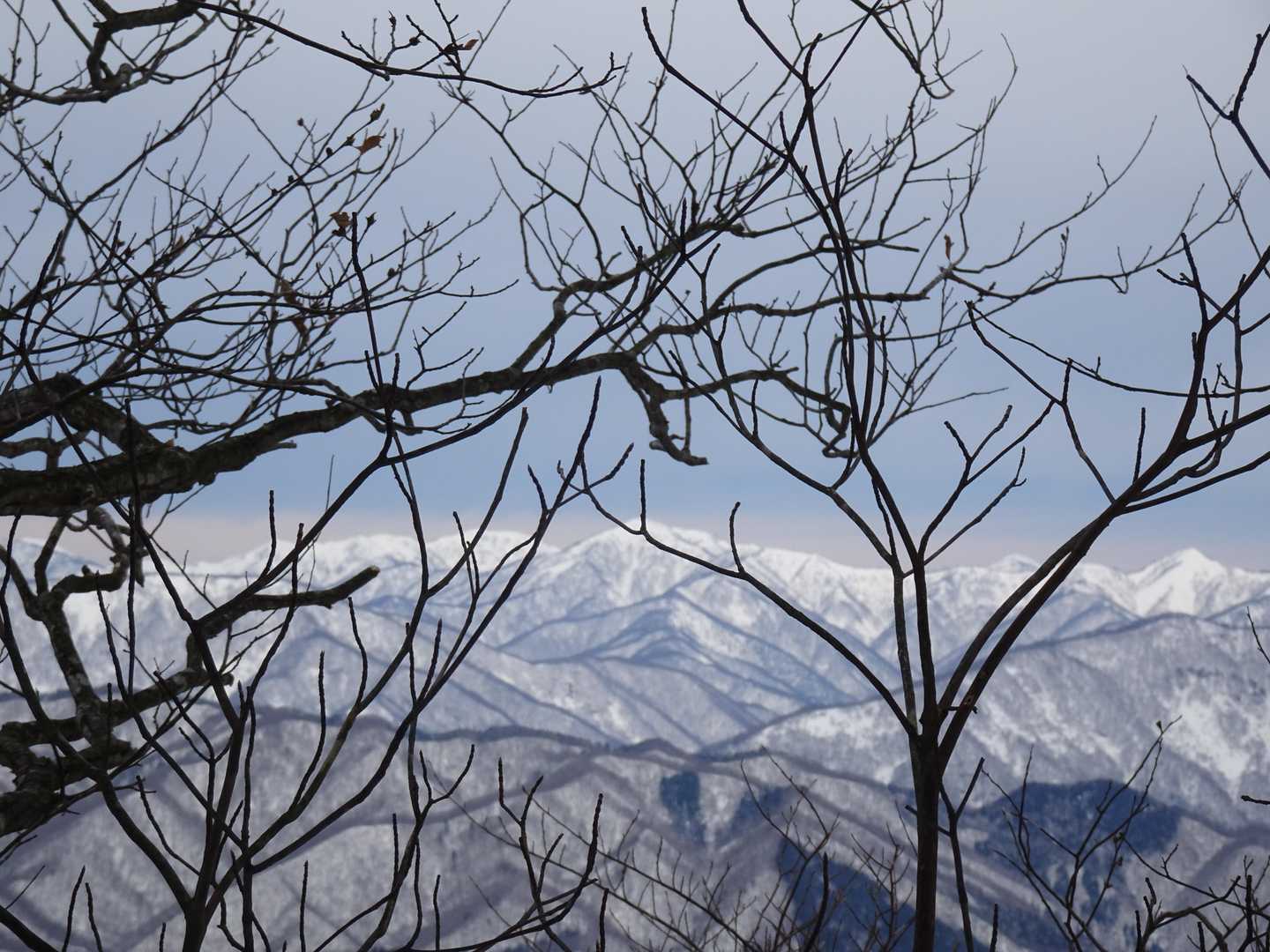 三周ケ岳～黒壁～烏帽子山方面