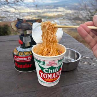 テーブルあったから昼食