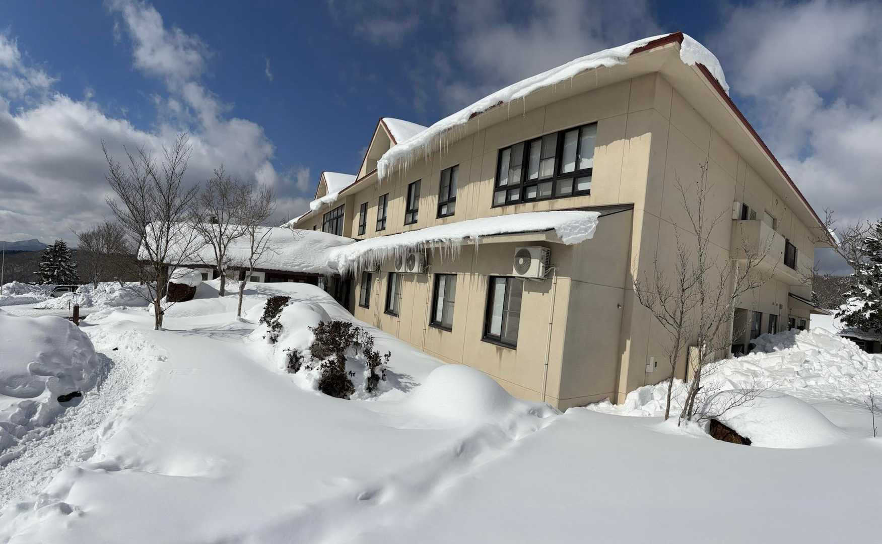 近場では中々の豪雪地帯！

柔らかい雪…
楽しませてもらいましたー！
